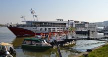 Stire din Social : Bolero, prima navă de croazieră fluvială care a ajuns în Delta Dunării