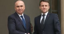 Stire din Actualitate : Președintele interimar Ilie Bolojan, primit de Emmanuel Macron la Palatul Elysee