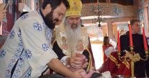 Stire din Social : Copilași orfani,  creștinați la Cumpăna, de Sf. Parascheva