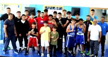 Stire din Sport : Antrenamente comune în sala de box a Clubului Sportiv Aurora 23 August