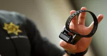 Stire din Eveniment : Bărbat aflat sub supraveghere electronică, și-a vândut dispozitivul de monitorizare cu 200 de lei
