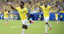 Stire din Sport : Ploaie de goluri la Mondial. Brazilia a făcut spectacol
