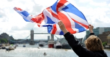 Stire din Actualitate : Brexit: Marea Britanie, încrezătoare  că se va trece la timp în faza a doua a negocierilor