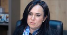 Stire din Social : Ministrul Muncii: Bugetarii vor avea două salarii, unul fix şi unul recompensă. Cine va primi banii