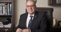 Stire din Politică-Administrație : Constănțenii pot comunica direct cu primarul Vergil Chițac prin WhatsApp