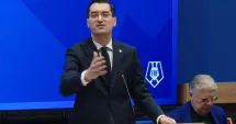Stire din Sport : Răzvan Burleanu și-a nimicit adversarul în confruntarea pentru șefia FRF. „Cine este măscăriciul acesta?”