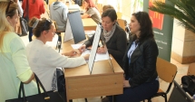 Stire din Social : Mare dezamăgire  la Bursa locurilor de muncă. Cele mai multe persoane, angajate sezonier