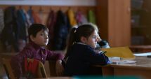 Stire din Social : Statul român nu a mai acordat, în 2024, burse pentru elevii şi profesorii din şcolile româneşti din Ucraina