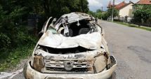 Stire din Eveniment : IMAGINILE TRAGEDIEI! O FAMILIE ÎNTREAGĂ A MURIT, după ce mașina lor s-a răstunat