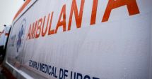 Stire din Eveniment : Bătaie în ambulanță! Ambulanțier filmat în timp ce lovește un adolescent recalcitrant