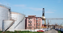 Stire din Economie : Cu cât e mai profitabilă compania Oil Terminal, cu atât pierde mai mult