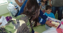 Stire din Sănătate : Bucurie mare pentru copiii internați la Spitalul Județean