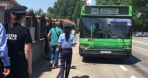 Stire din Eveniment : Călătorii RATC, avertizați de polițiști despre furturile din autobuze