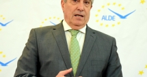 Stire din Politică-Administrație : Tăriceanu, atac la Iohannis: "Vă consider un om politic orbit de putere"