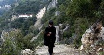 Stire din Social : Călugăr român, moarte suspectă la Muntele Athos. Cum a fost găsit cadavrul