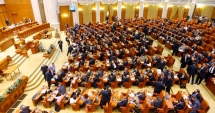 Stire din Politică-Administrație : Deputații au majorat salariile  pentru unele categorii de angajați. Cine beneficiază de mai mulți bani
