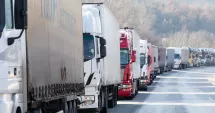 Stire din Social : Atenție, șoferi! Trafic blocat pentru camioane