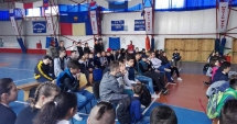 Stire din Cultură-Educație : "Când cuvintele lovesc, tu ce alegi?"