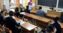 Stire din Cultură-Educație : Simulare Bacalaureat clasa a XII-a / Ce subiecte au avut de rezolvat elevii din Constanța