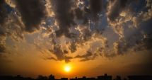 Stire din Social : Când vine canicula în România? ”Temperaturi de peste 35 de grade Celsius”