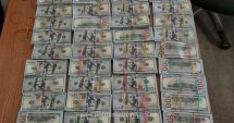 Stire din Eveniment : Captură record! O familie de ucraineni încerca să treacă granița cu 1,4 milioane de dolari lipiți pe corp