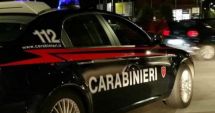 Stire din Actualitate : Un tânăr s-a sinucis după ce a aflat că iubita sa era, de fapt, bărbat