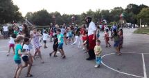 Stire din Cultură-Educație : Caravana Zbumzzi ajunge în Parcul Viitorului din Constanța