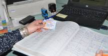 Stire din Sănătate : Cardurile de sănătate nedistribuite "zac" în casele de asigurări