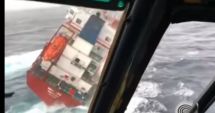 Operațiune DRAMATICĂ de salvare. Cargou rămas fără control, în Marea Egee. Ce s-a întâmplat cu navigatorii. FOTO / VIDEO