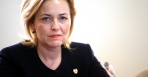 Stire din Politică-Administrație : Carmen Dan: "Arhiva DIPI nu a fost distrusă. Are backup într-un sistem electronic"