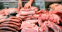 Stire din Sănătate : Încep controalele la carne și brânzeturi. Ce urmăresc inspectorii ANSVSA