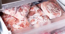 Stire din Economie : Carnea de porc congelată nu va mai fi vândută ca “proaspătă”