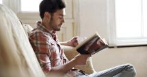 Stire din Cultură-Educație : O nouă invitaţie la lectură: „Gambitul Damei”
