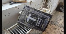 Stire din Actualitate : Credința a rămas în picioare, la Suceava! Furia apelor nu a pus la pământ simbolurile creștine