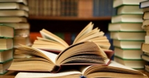 Stire din Cultură-Educație : Vacanță culturală. Târgul estival de carte continuă la Mangalia