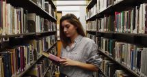 Stire din Cultură-Educație : Recomandări de lectură. Ce puteţi citi în acest weekend