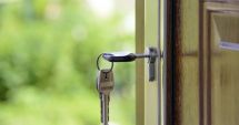 Stire din Social : Un român vinde o garsonieră cu doar 4.000 de euro. Cum arată și ce dotări are