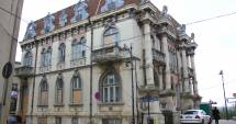 Stire din Cultură-Educație : Casa cu Lei. O legendă "vie" în zona Peninsulară