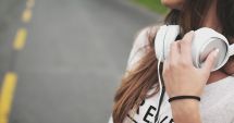 Stire din Tehnologie : Atenție, ne pierdem auzul! Recomandările OMS pentru producătorii de smartphone și MP3 playere