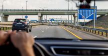 Stire din Social : Schimbări pentru șoferi de la 1 ianuarie. Cât costă Rovinieta în 2025