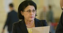 Stire din Cultură-Educație : Ecaterina Andronescu, prima reacție în cazul învățătorului care a corectat greșit o lucrare