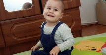 Stire din Social : "Donează o șansă la viață pentru Rareș!". Un băiețel de doi ani și jumătate are nevoie de noi