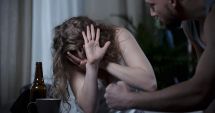 Stire din Eveniment : Un bărbat şi-a sechestrat partenera după o ceartă, iar mai apoi a încercat să o violeze