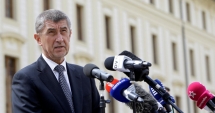 Stire din Actualitate : Cehia: Guvernul minoritar  își anunță demisia  după pierderea votului de încredere