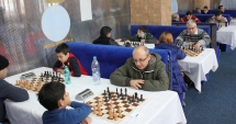 Stire din Sport : Cei mai buni șahiști se întrec la Cupa 1 Decembrie