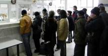Stire din Social : Ce program au casieriile RAJA, de sărbători
