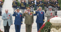 Stire din Eveniment : Ceremonii dedicate Zilei Eroilor, în mai multe orașe din România
