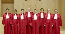 Stire din Actualitate : Cererea de interzicere  a partidului extremist  de dreapta NPD, respinsă