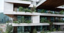 Stire din Actualitate : Cerşetorii români au băgat spaima în olandezi, după ce au ocupat abuziv mai multe apartamente de lux