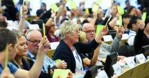 Stire din Economie : Cetățenii europeni sunt invitați să își exprime părerea privind legislația comunitară